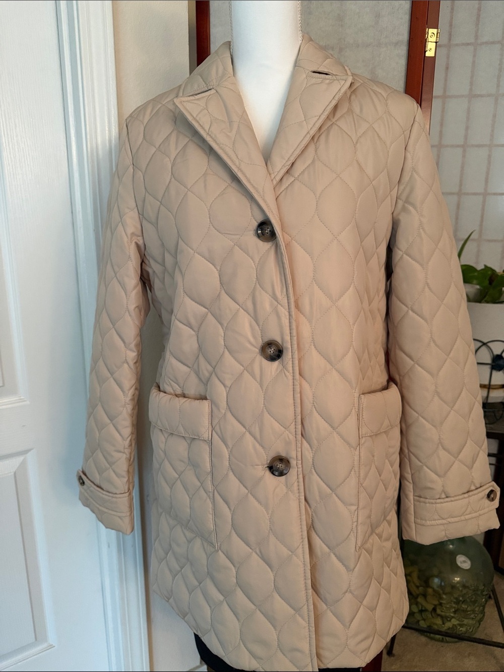 Rachel Beige Quilted Coat Classic Comfortable